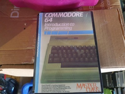 COMMODORE 64 - EINFÜHRUNG IN DIE PROGRAMMIERUNG - 2 DVD SET