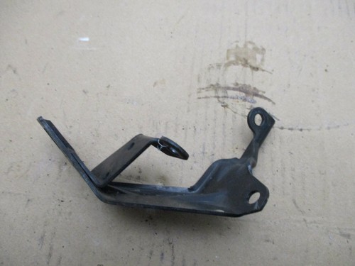 Ford Drosselklappen Halter / Befestigung 95VW-9677-DA