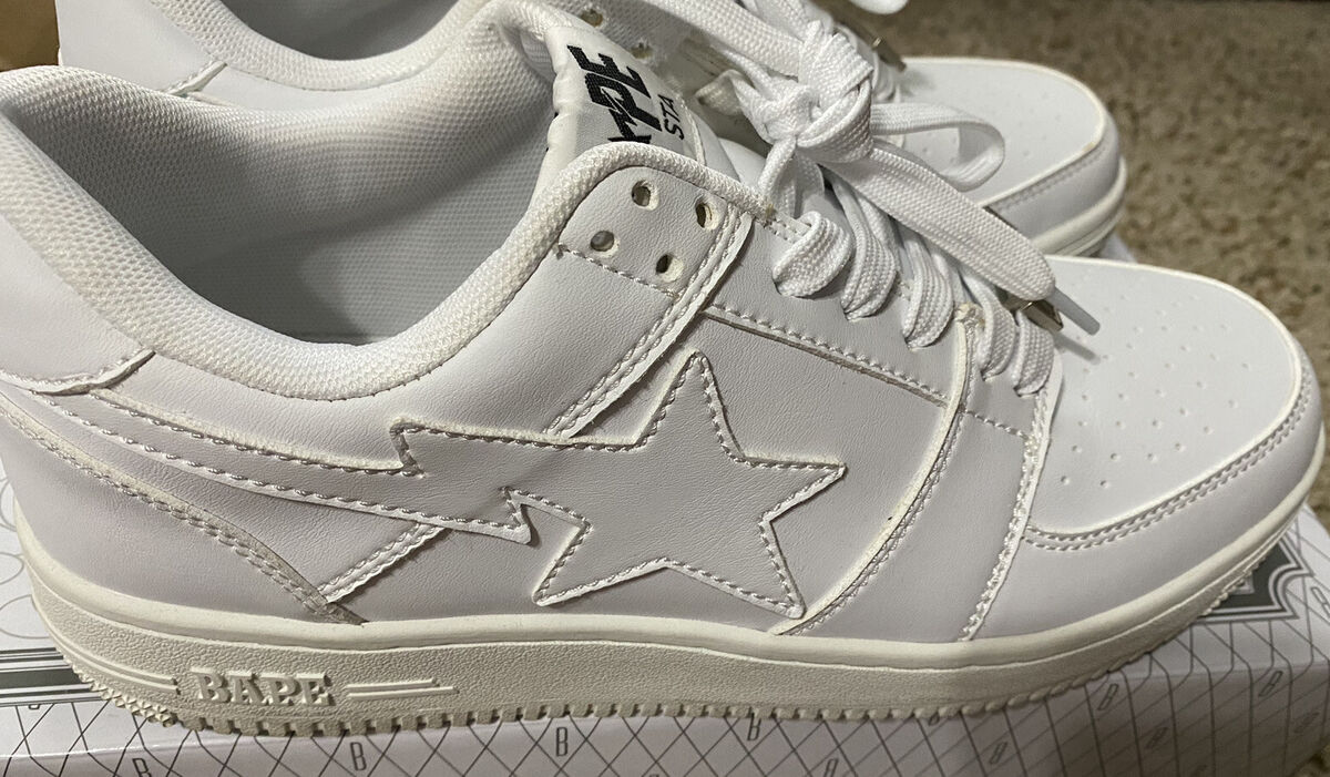 Size 9.5 - A Bathing Ape Bapesta Low White - 1F70191006 Size 9.5 - A Bathing Ape Bapesta Low White - 1F70191006