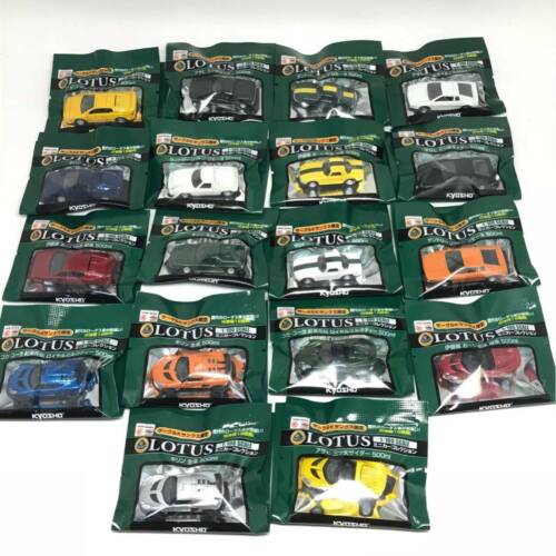LOTUS Kyosho Set in scala 1:100 di 18 modellini di auto pressofusi nuovi con scatola - Foto 2 di 2