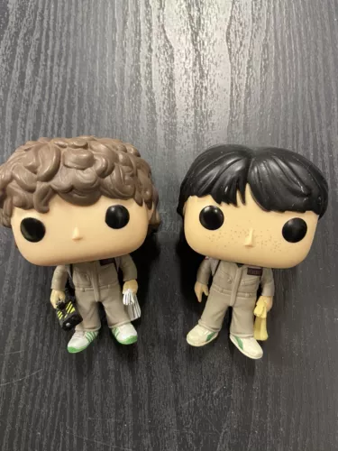 STRANGER THINGS Ghostbusters Mike #546 & Dustin #549 Funko Pop OOB **Authentic**