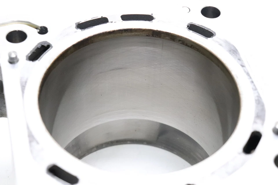 17-19 KTM 1090 OEM MOTOR DELANTERO PISTÓN CILINDROS BLOQUE JARRA Foto 3 de 4