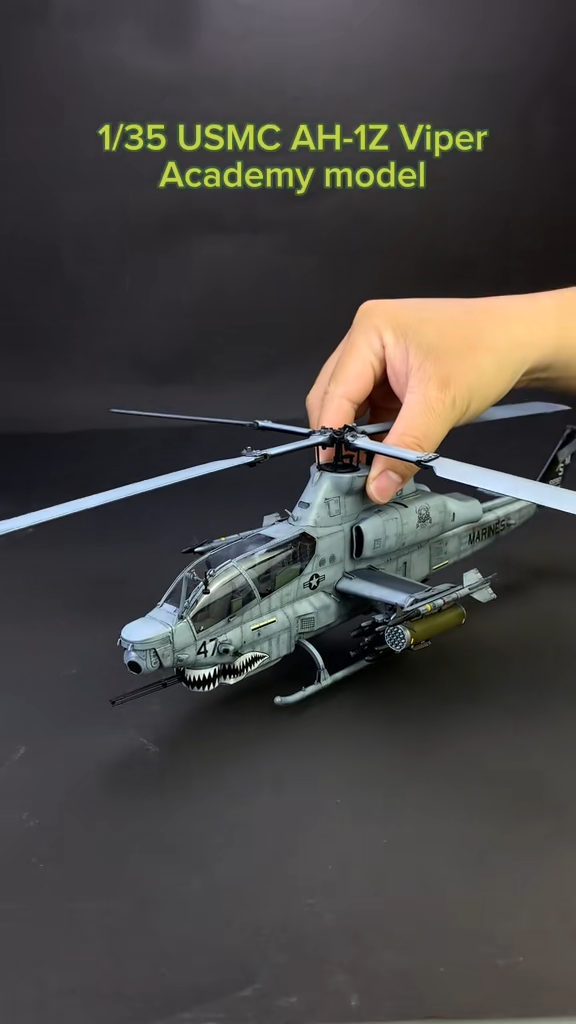 【完成品】1/35 アカデミー AH-1Z ヴァイパー Amazon | アカデミー 1/35 アメリカ海兵隊 AH-1Z ヴァイパー