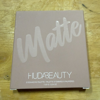 HUDA BEAUTY Cool Matte Obsessions Eyeshadow Palette Nude Brown Purple 0.24oz