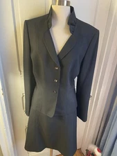 TAHARI ASL. BLACK SKIRT SUIT-LOVELY LIGHT VERTICAL STRIPES-SIZE14-NWT!   