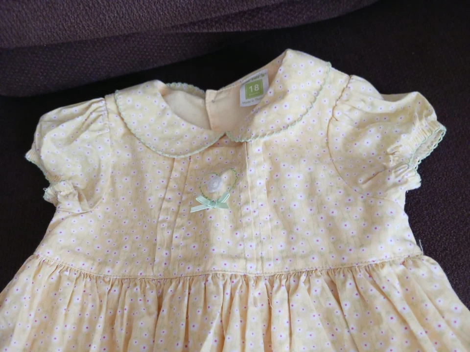 Vestido y funda de pañales vintage para bebé niña, talla 18 meses Usado en excelente estado Foto 2 de 4