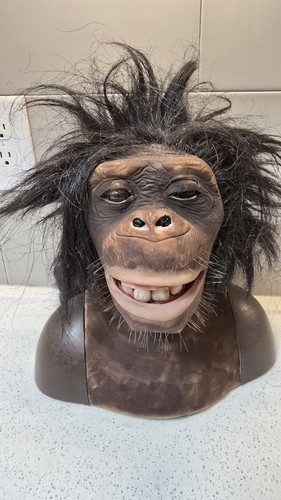 WOWWEE Alive The CHIMPANCÉ (MODELO # 9001B) - Imagen 14 de 21