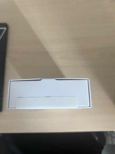 NEW IN BOX Samsung Galaxy A15 5g Phone New Mint Mobile 64g - Picture 4 of 4