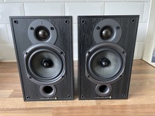 WHARFEDALE DIAMOND 9.0 BLACK COMPACT BOOKSHELF SPEAKERS