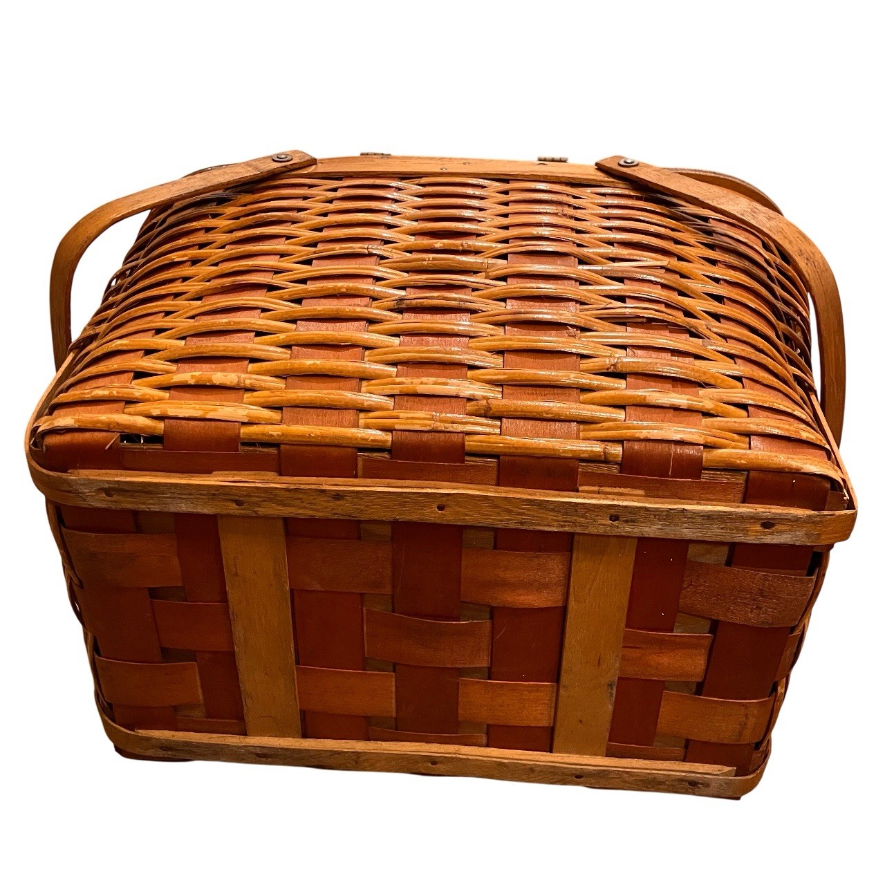 Vintage Wicker Picnic Basket with Wood Lid Handles 18" Hawkeye?