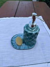 Resin Bathroom Set, Dispenser And Soap-dish