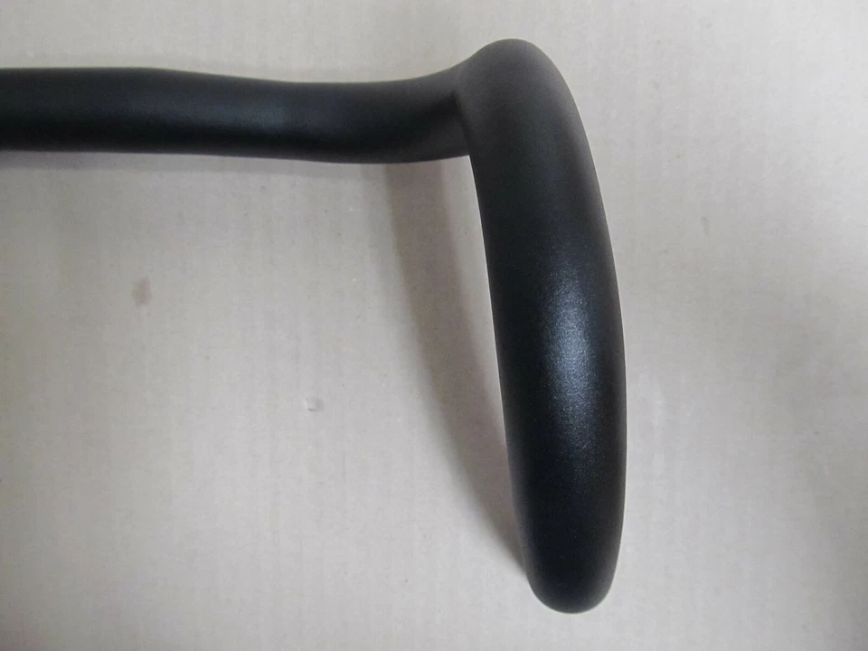 Manillar de bicicleta de carretera Kalloy Uno HB-L101 aluminio 44 cm Gravel 31,8 mm 304 gramos negro nuevo Foto 3 de 4
