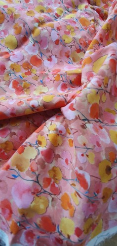 2 metres Floral design viscose dressmaking fabric etc. Pinks, Coral etc. - Picture 2 of 3