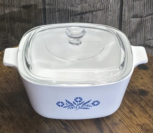 Vintage Corning Ware Blue Cornflower 1 3/4 Quart Casserole P-1 3/4-B w/Pyrex Lid