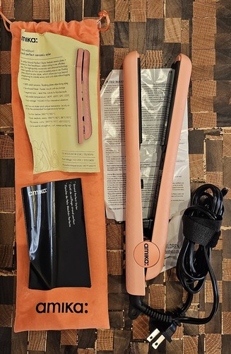 Amika Hair Straightener Flat Iron 1 Inch Ceramic Styler Bag Coral Pink AM5570 - Picture 2 of 4