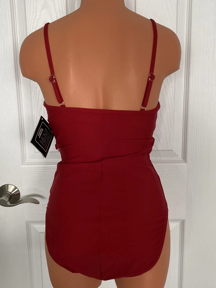 Newport News Sz 8 Red 1 Pce UW Padded Cup Swimsuit NWT  - Image 3 of 4