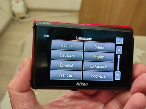 Nikon COOLPIX S100 16.0MP Digital Camera - Red Fully Working Great Shape - Picture 14 of 15