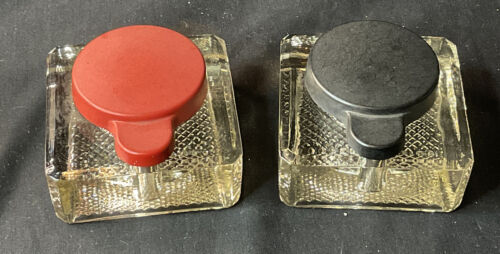 2 VINTAGE ART DECO DIP PEN INKWELL GLASS RED BLACK BAKELITE LID MADE IN ENGLAND