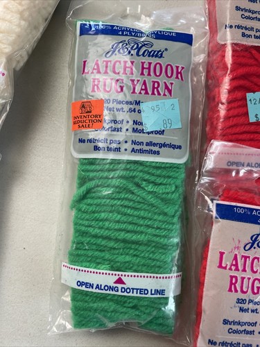New Lot of 9 J&P Coats Latch Hook Rug Yarn Acrylic 320 Pc Each Red Green Cream - Picture 4 of 7