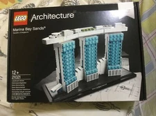 New LEGO 21021 Architecture Marina Bay Sands MBS Limited Edition slight crease