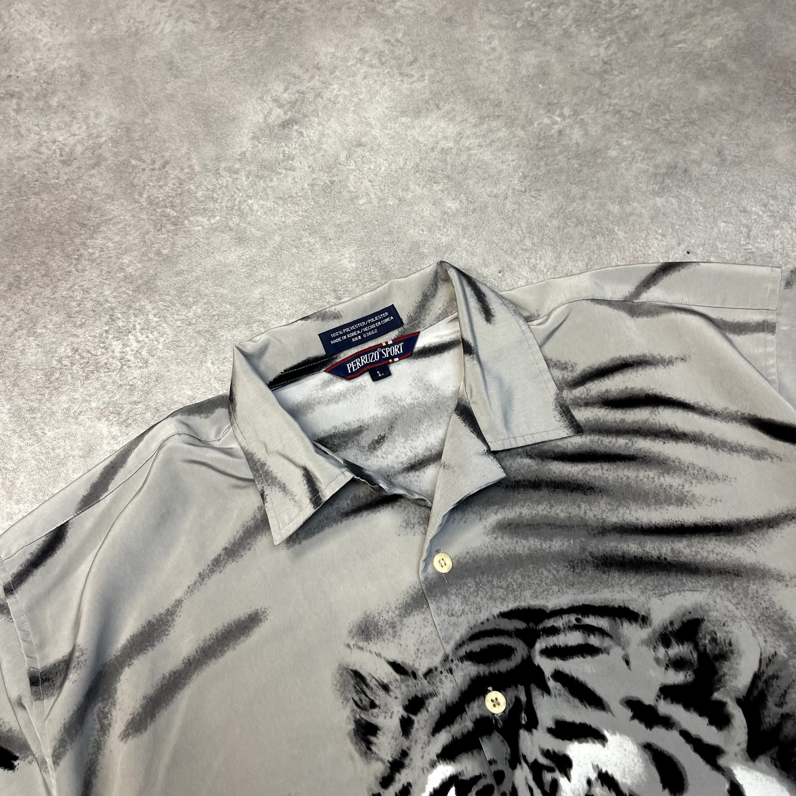 Perruzo Sport Tiger Shirt Mens All Over Print Vintage Button Up Top, Grey, Large image 6