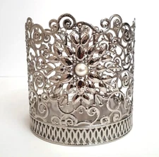 Bath & Body Works Ornate Snowflake 3 Wick Sleeve Candle Holder New