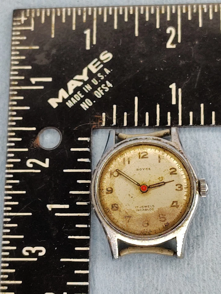 Reloj antiguo mecánico de cuerda manual de campo militar Royce vintage para hombre E1247 piezas Foto 4 de 4