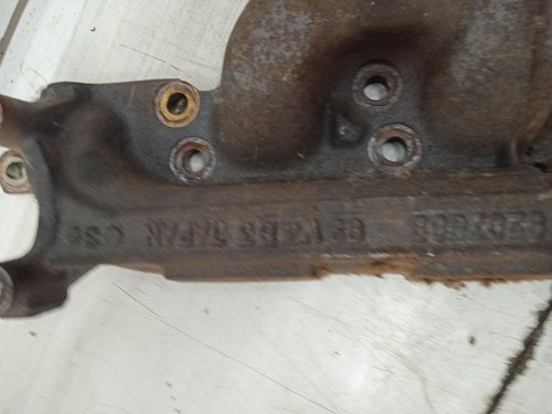 Volvo V70 2002 exhaust manifold 9207688 DSG23964 - Picture 4 of 5