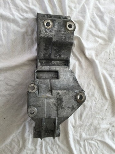 VW Golf 3 Corrado VR6 Passat Halter Lichtmaschine 021260089A Klimakompressor