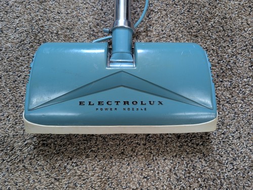 Vintage Electrolux 1205 Vacuum Cleaner - Picture 9 of 21