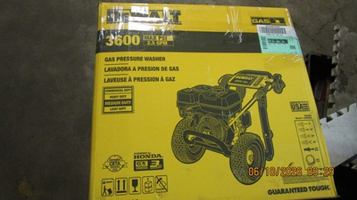 #ad DEWALT DXPW61299 3600 PSI 2.5 GPM HONDA GX200 Professional Gas Power Washer $699.00