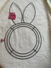 One Bunny Wire Wreath 7.5 x 10 for crafts