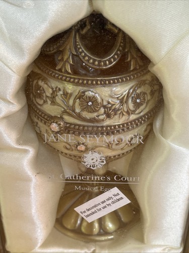 Jane Seymour - 7" Rotating Cherub Egg Music Box - Enamel & Crystal Jeweled - Picture 2 of 8