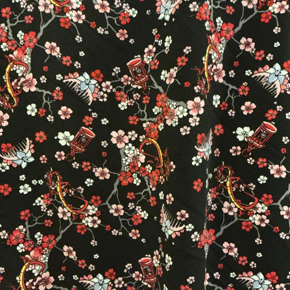 Disney Mulan Princess  Tie Front Button Down Shirt 100% Rayon XL - Image 3 of 4