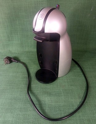 Nescafé Dolce Gusto Kapselmaschine Silber Kaffeemaschine 