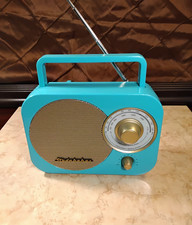 Studebaker SB2000 Retro 80s Style Portable FM/AM Analog Dial Knob Radio - Teal