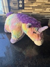 Pillow Pets Glow Pets Light Up Rainbow Stuffed Plush Unicorn w/ Night Light 17"
