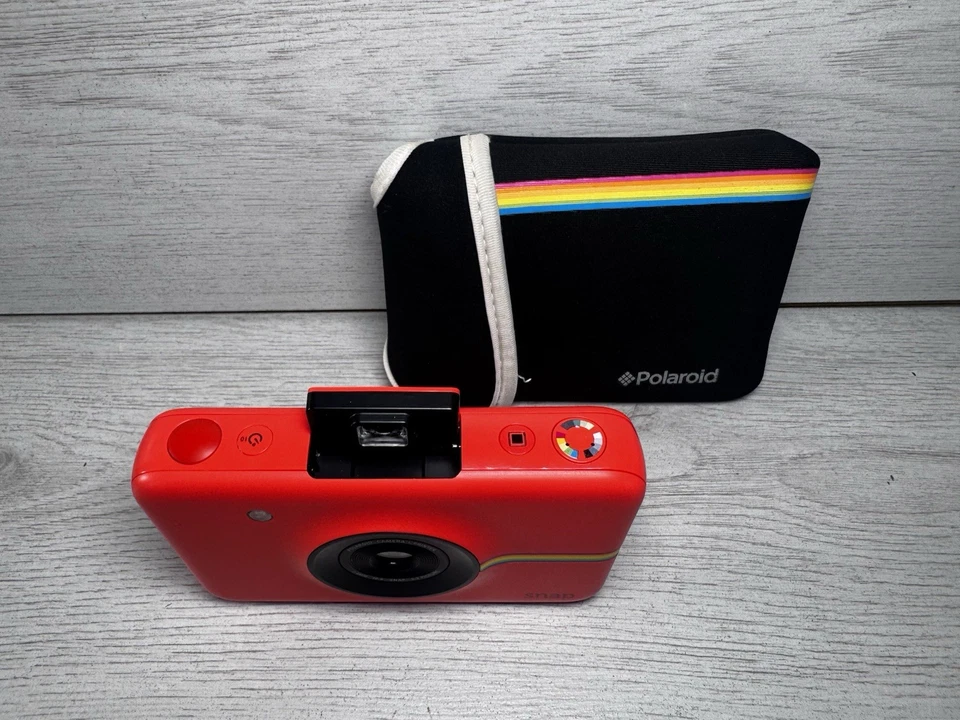 Polaroid Snap Instant Digital Camera RED Built in Printer Black POLSP01 Working - Image 2 of 4