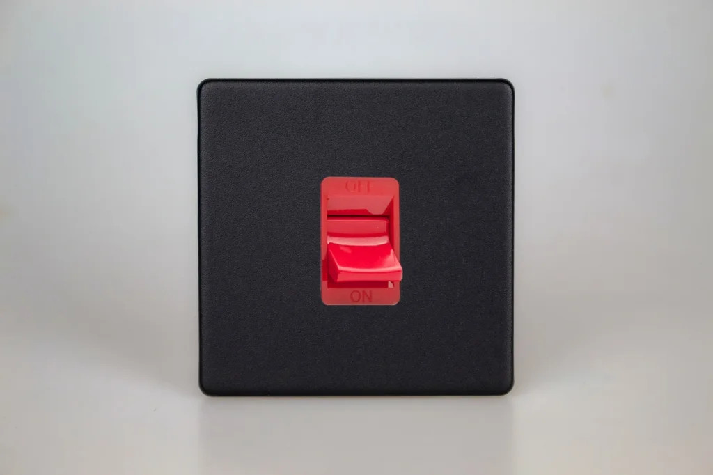 Switch Black 45A Cooker Urban Screwless Matt + Red Insert Varilight XDY45SS.MB