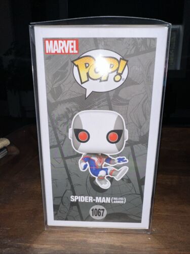 Funko POP! Spider-Man (Bug-Eyes Armor) #1067 - Caja Convención de Invierno 2022 11 - Imagen 4 de 7
