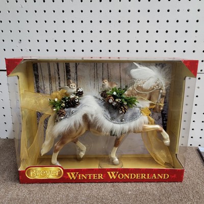 Breyer Traditional Modell 700120 Winter Wonderland 2017
