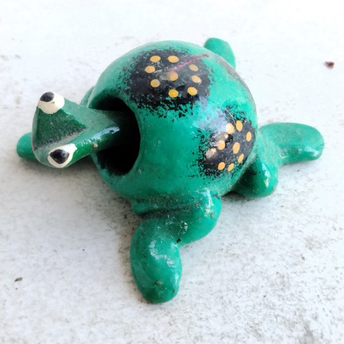 Mini Bobblehead Turtle One And A Half Inch Long - Picture 2 of 4
