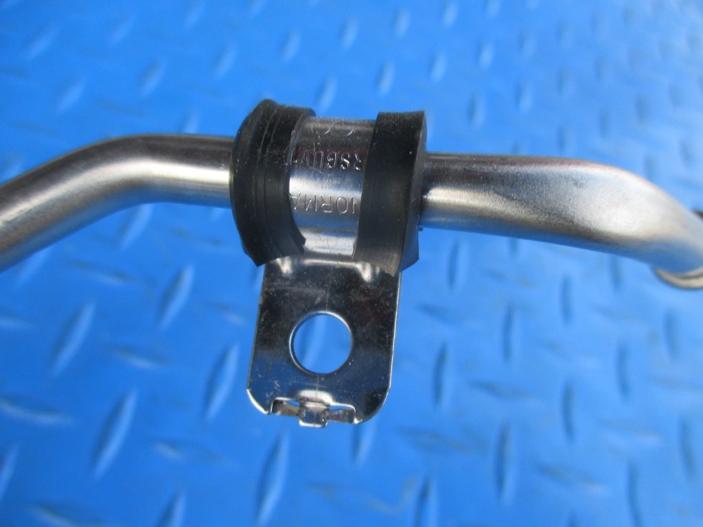 Rolls Royce Ghost Wraith Dawn fuel feed line #5136