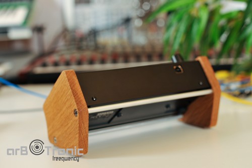 Korg SQ-1 Echtholz Seitenteil Wooden Side Panel Desktop Stand Eurorack Gear LO - Picture 3 of 7
