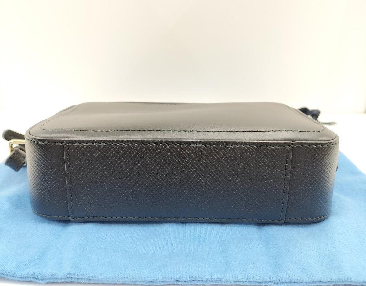 SMYTHSON Black Shoulder Bag for Women - Small with Gold Zip SMYTHSON Black Shoulder Bag for Women - Small with Gold Zip