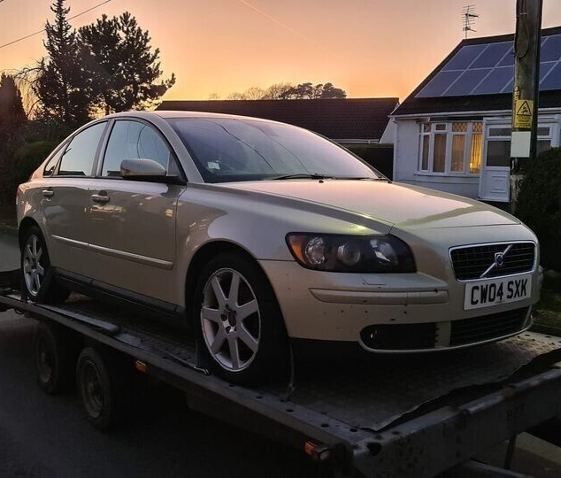 VOLVO S40 GREY HEATED LEATHER SEATS FRONT REAR VERY GOOD CONDITION eBay