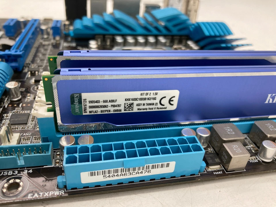 ASUS P8Z68-V LX DDR3*4 LGA 1155 16GB RAM HDMI VGA Combo Intel i7-2600K 3,4GHz - Bild 3 von 4