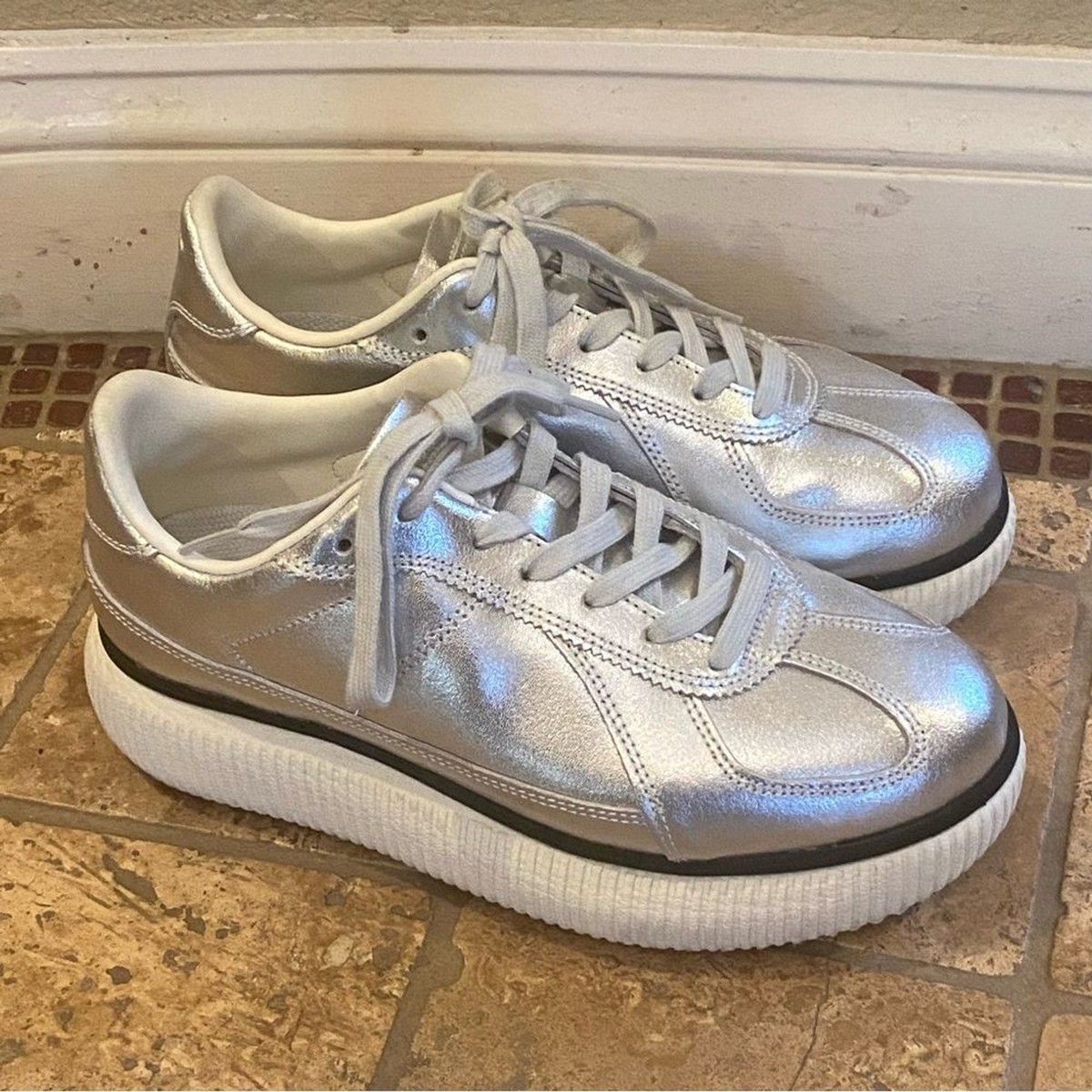 靴 Onitsuka Tiger Delecity PURE SILVER23.5 ONITSUKA TIGER Delecity Pure Silver Platf Shoes Size Men 6.5 Women