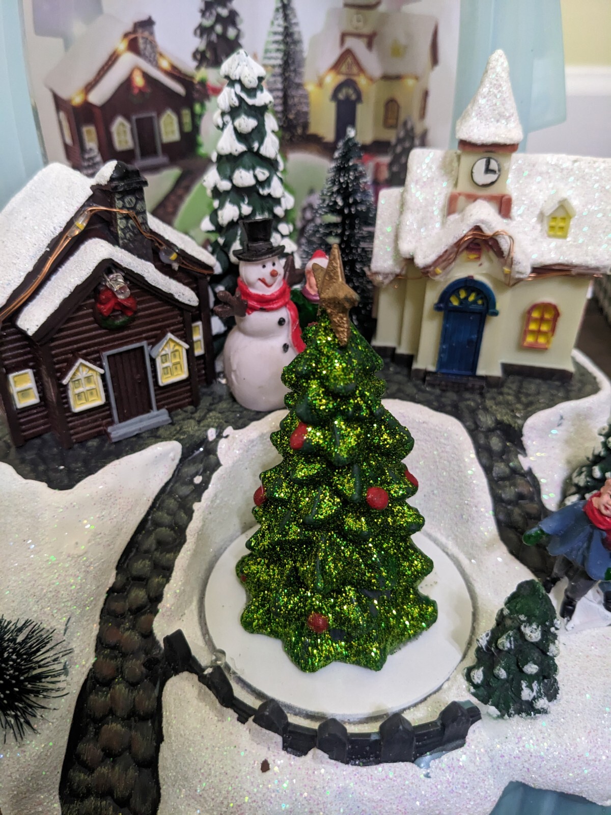 Holiday Time Animated Musical Light Up Christmas Village Scene 11” Tall