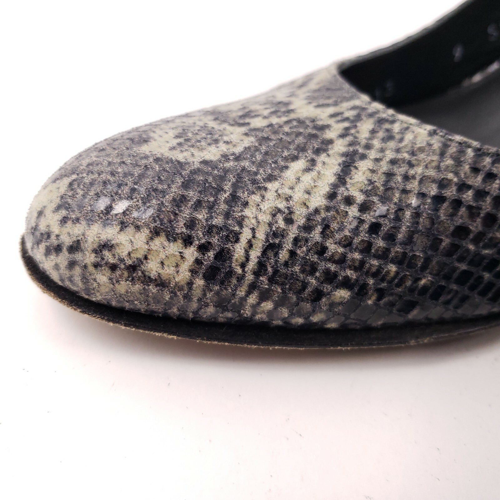Stuart Weitzman Gray Leather Python Snakeskin Pum… - image 9